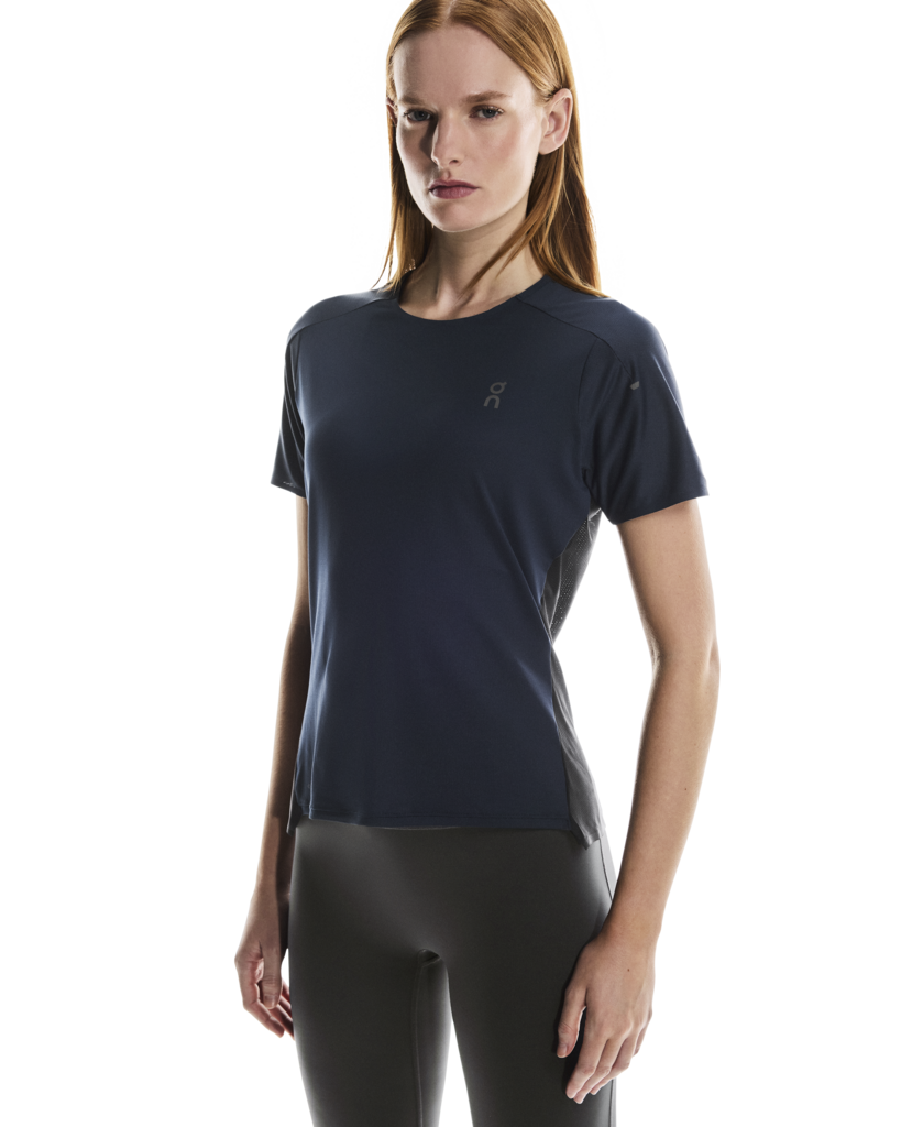 On Women's Performance-T | Navy/Black