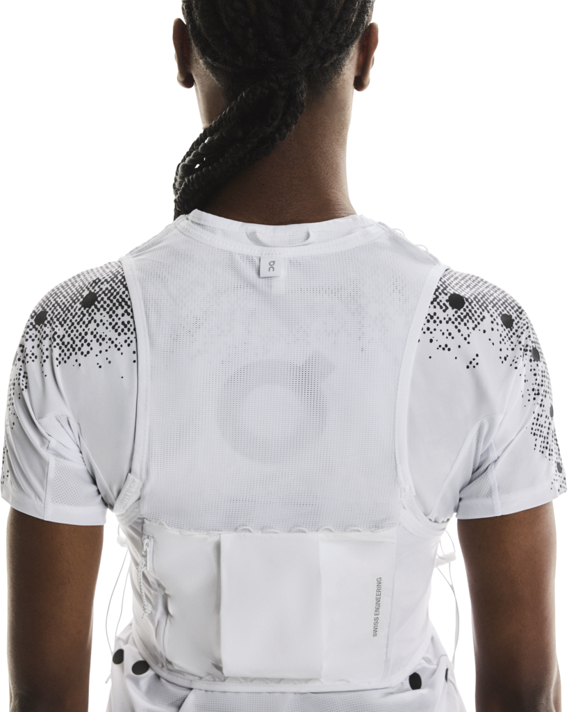 On Running Ultra Vest Pro | White