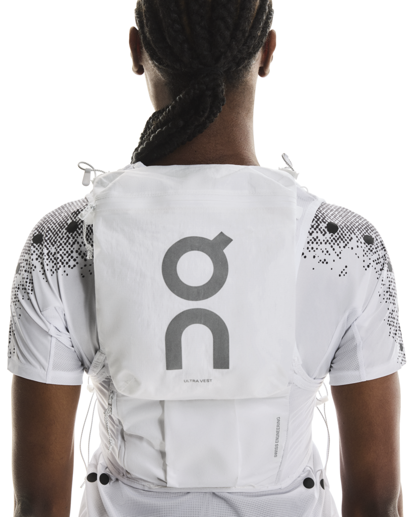 On Running Ultra Vest Pro | White