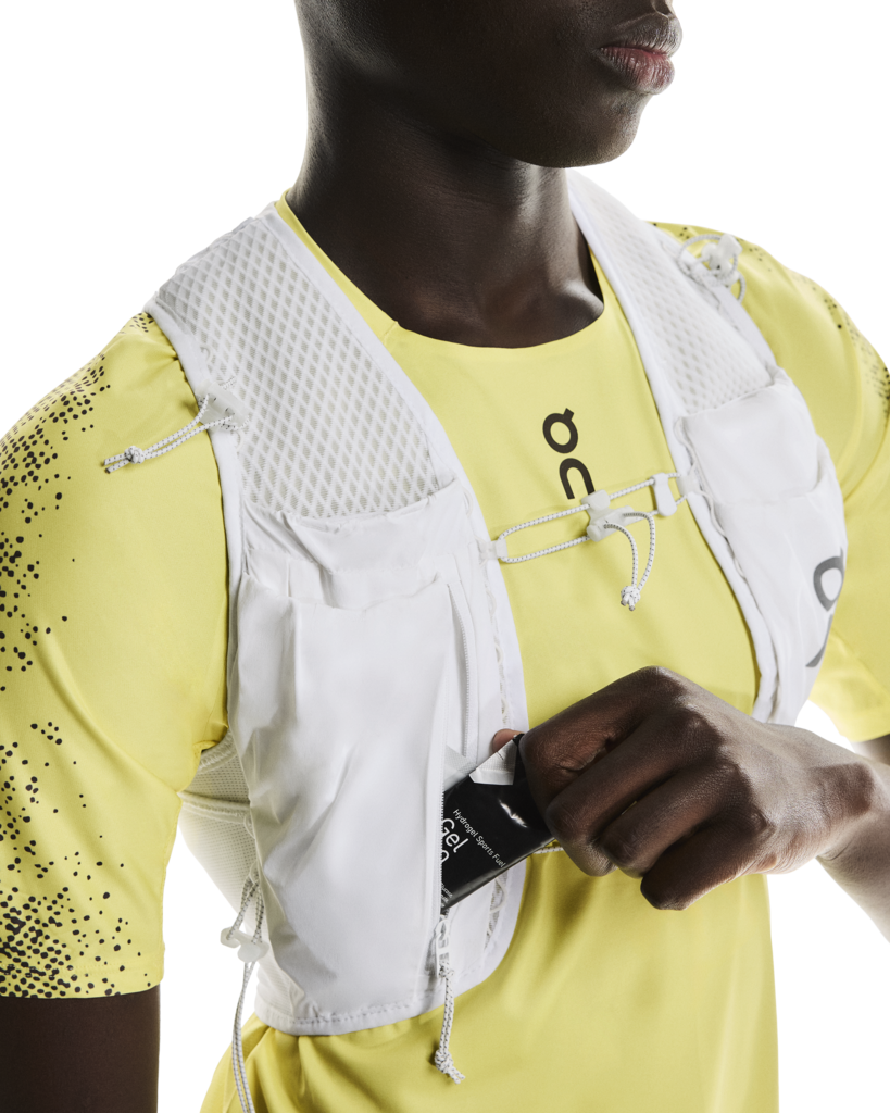 On Running Ultra Vest Pro | White