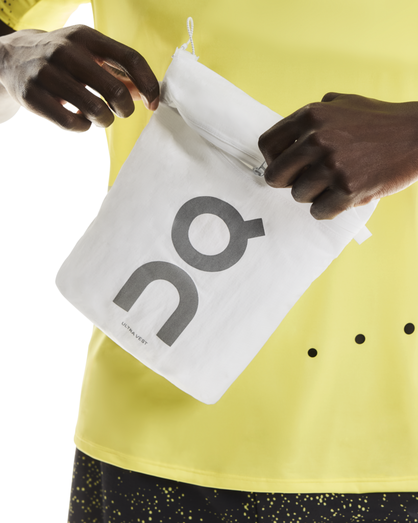 On Running Ultra Vest Pro | White