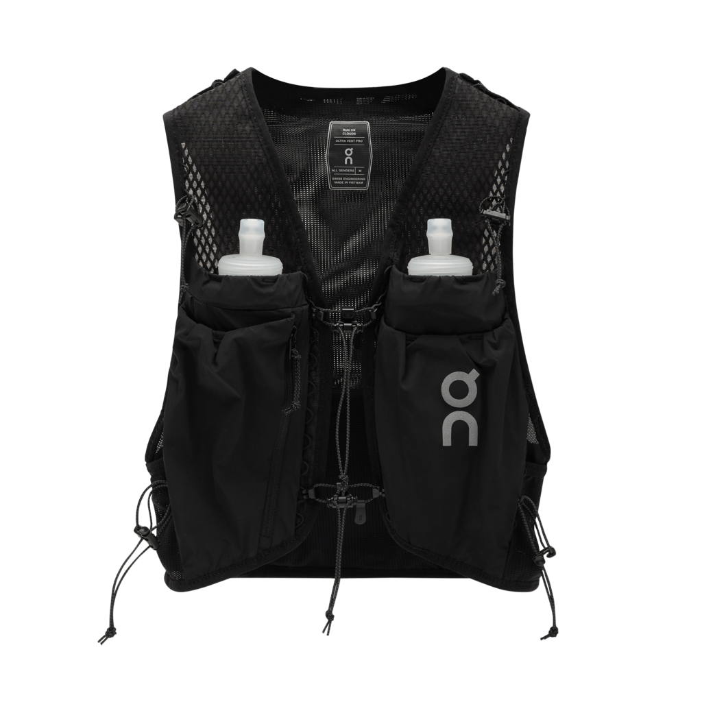 On Running Ultra Vest Pro | Black