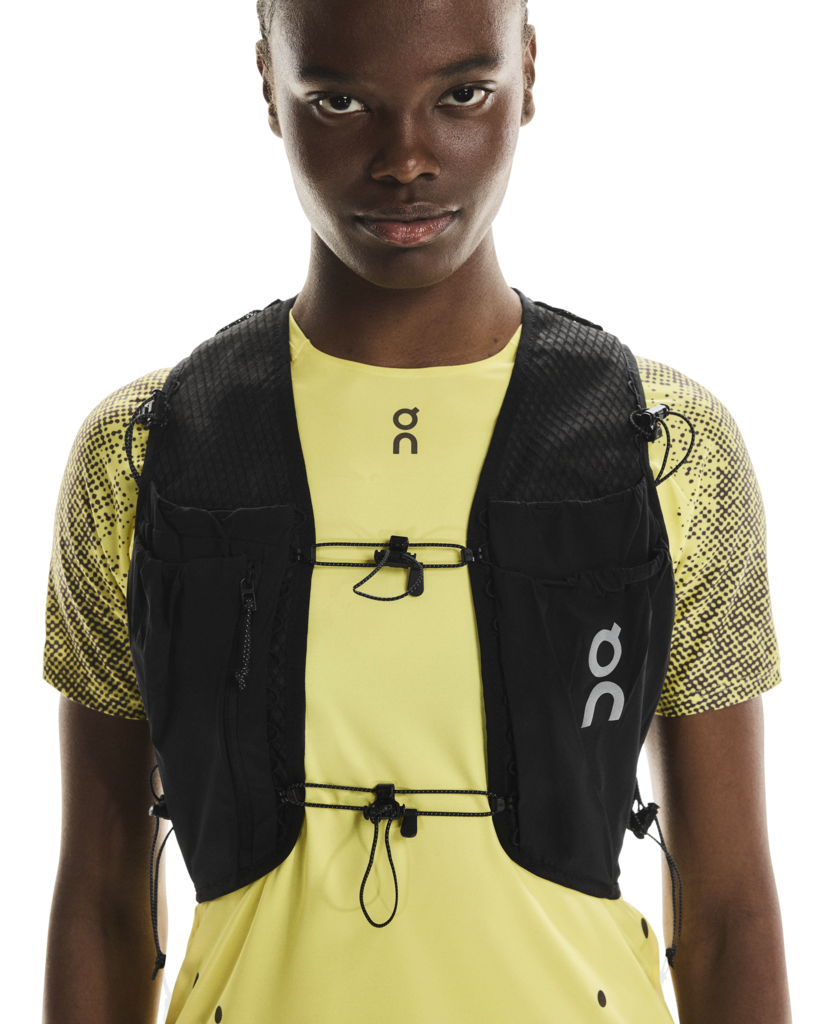 On Running Ultra Vest Pro | Black