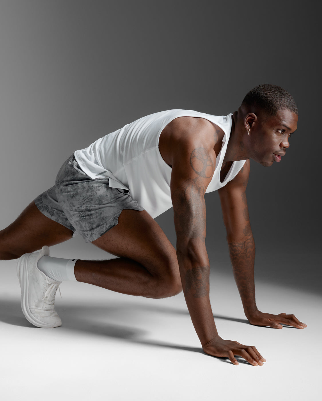 2XU Men's Aero 5 Inch Shorts | Weathervane Marble/Blk Reflect