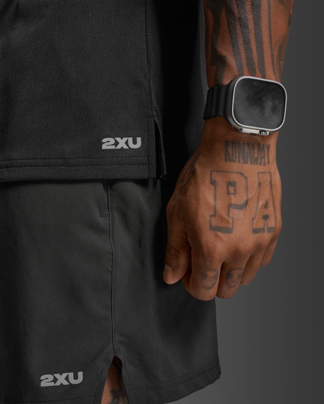 2XU Men's Aero Tee | Black/Silver Reflective