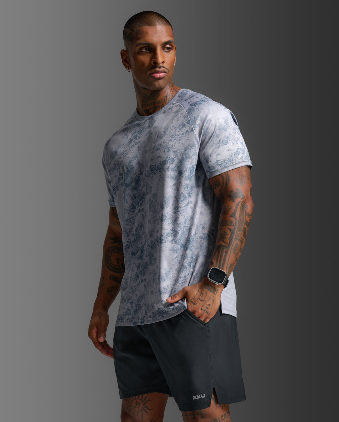 2XU Men's Aero Tee | Weathervane Marble/Black Reflective