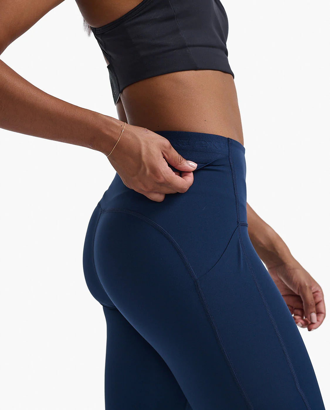 2XU Form Stash High Rise Compression 7/8 Tight