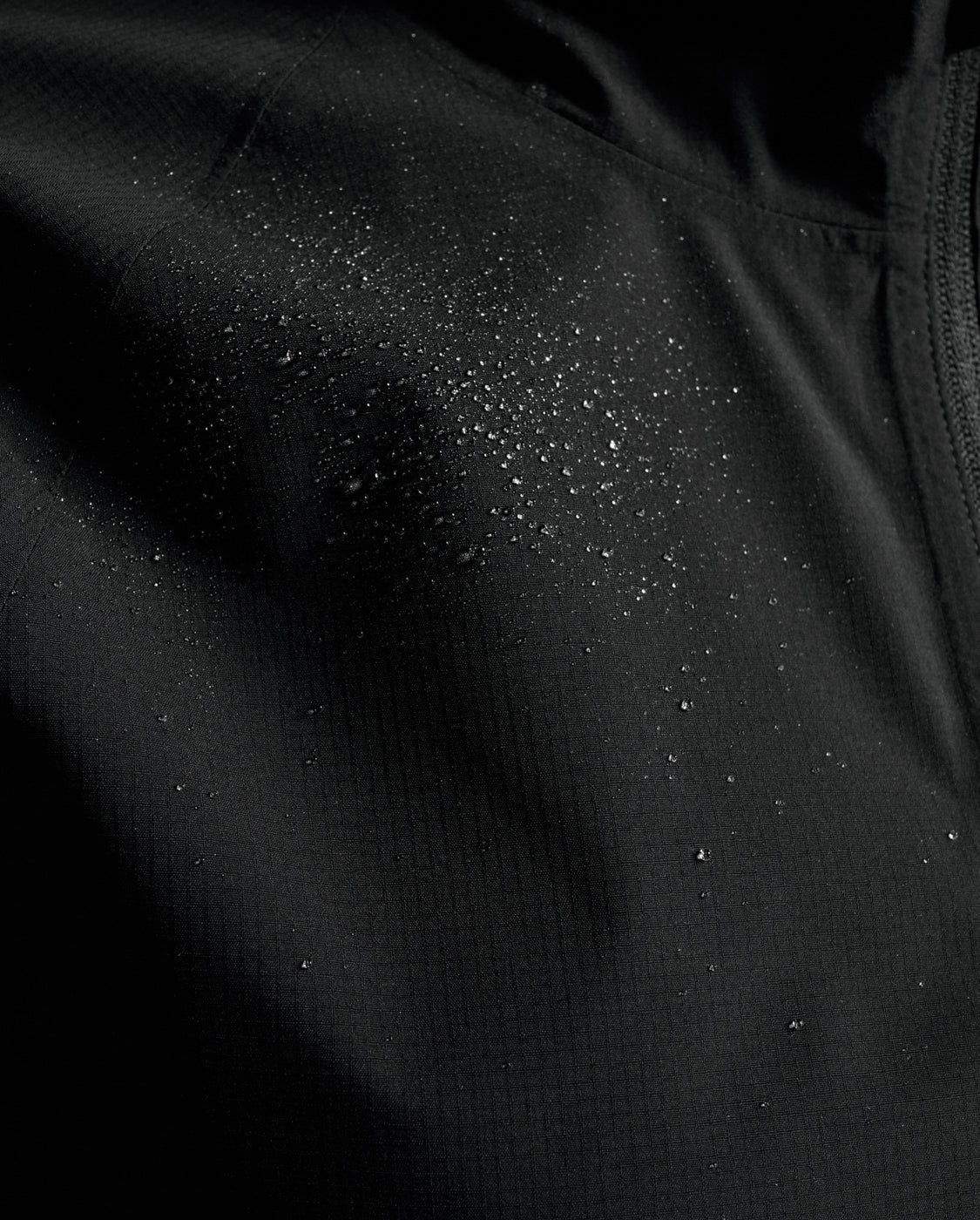 2XU Women's Ignition Shield Waterproof Jacket | Black/Silver Reflective