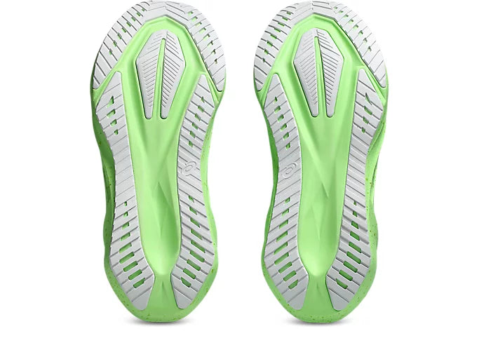 ASICS Men's NOVA BLAST 5 | Vital Green/Black