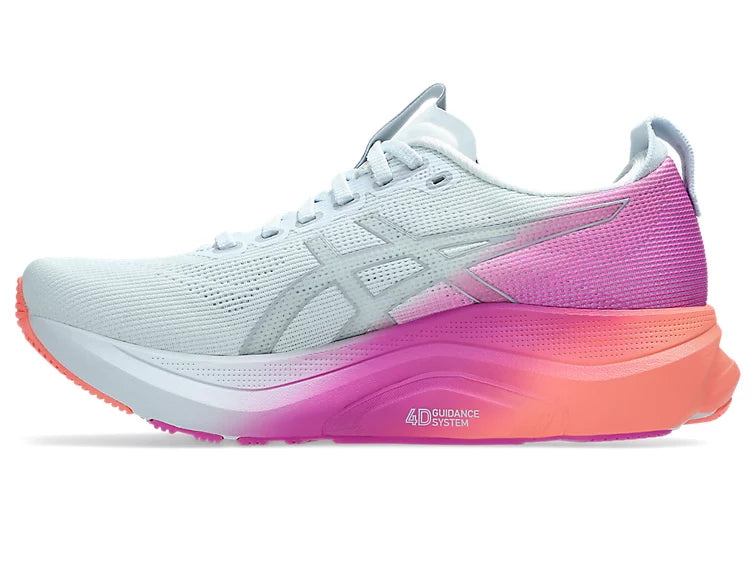 ASICS Women’s Gel-Kayano 32 | Sky/Digital Sakura