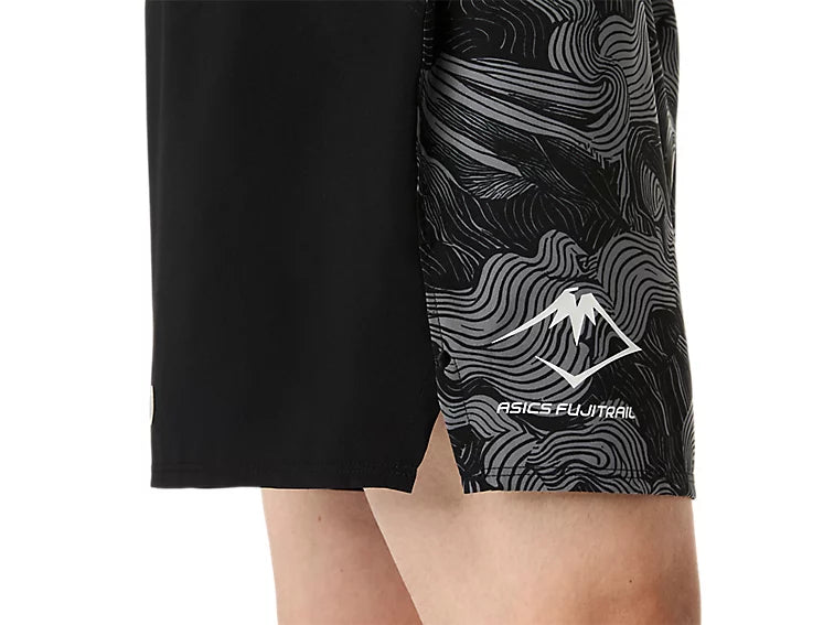 ASICS Men's FUJITRAIL All Over Print 5" Short | Performance Black/Carbon/Cream