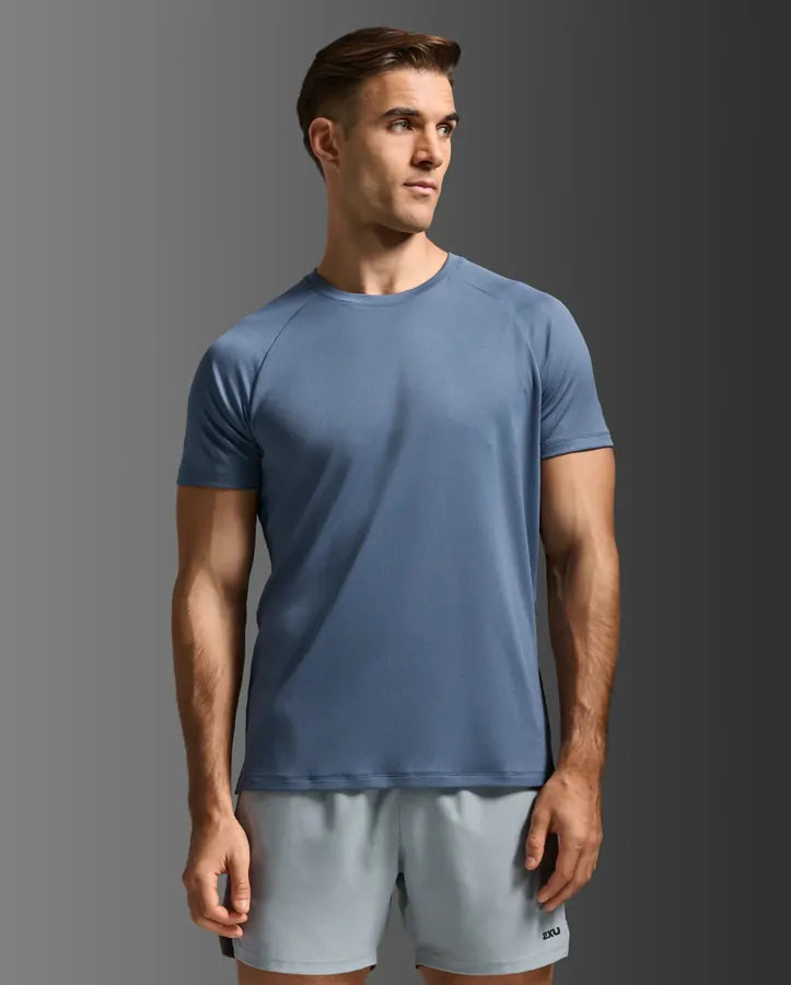 2XU Men's Aero Tee | Indigo/Black Reflective