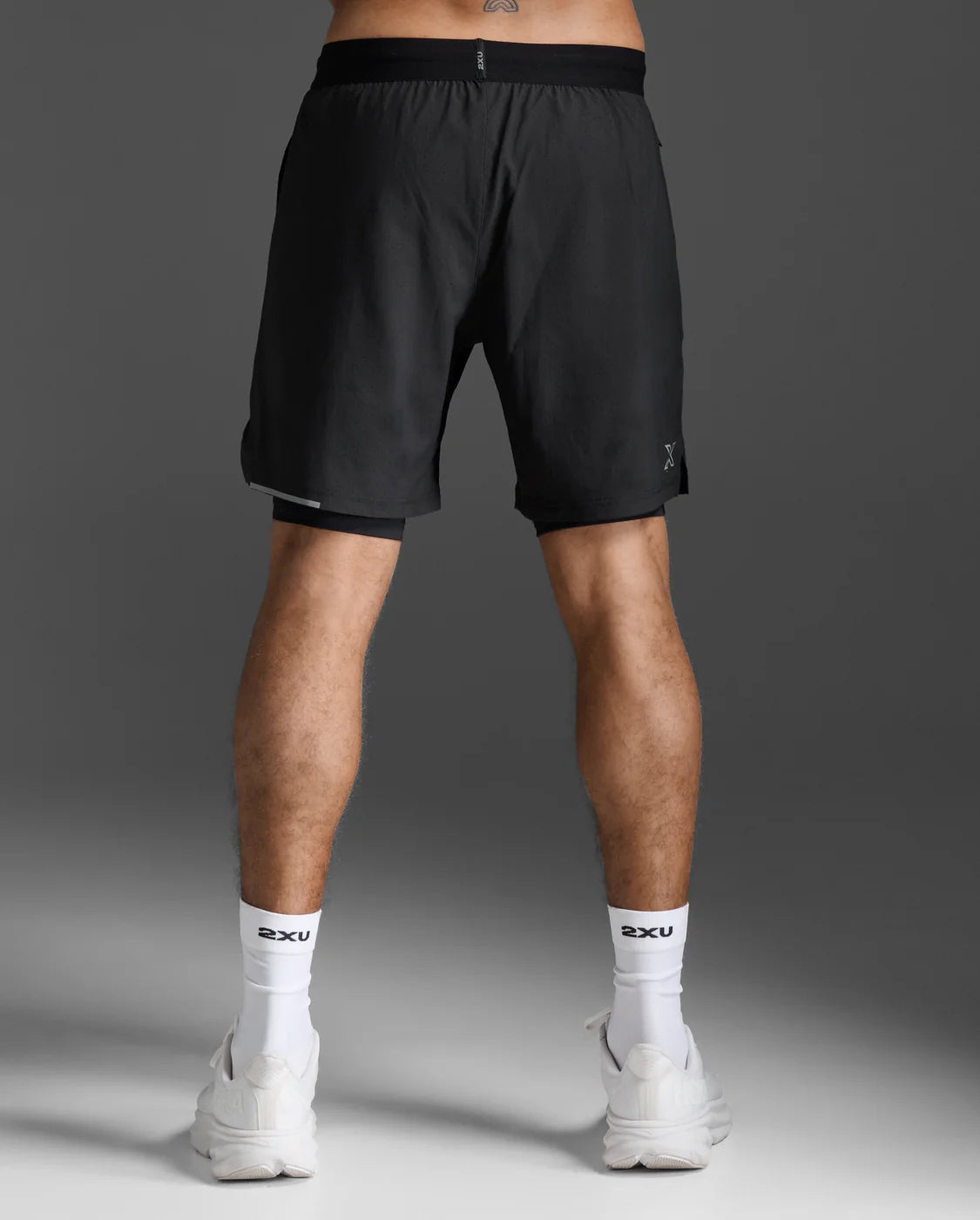 2XU Men's Aero 2-In-1 7" Shorts | Black