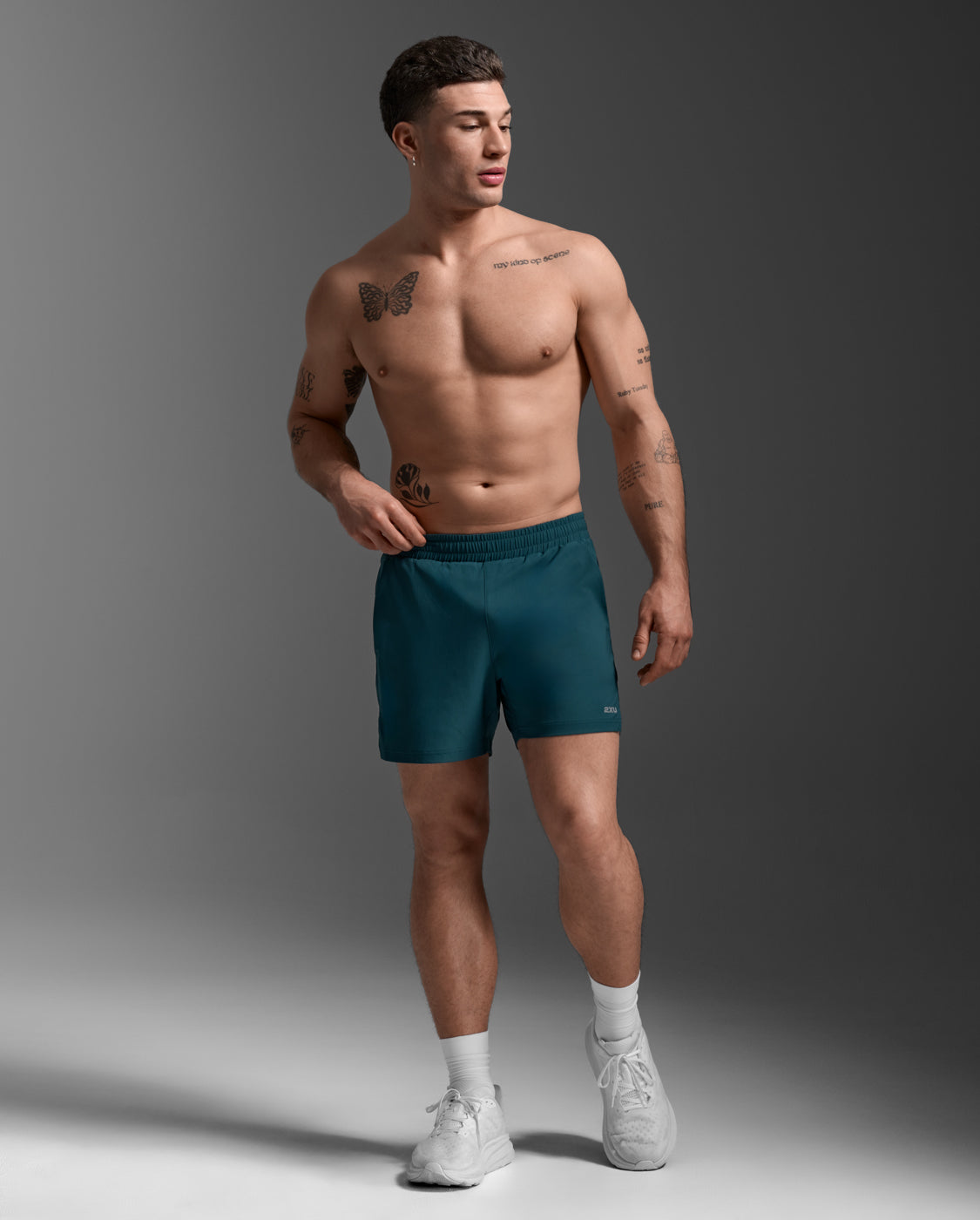 2XU Men's Aero 5 Inch Shorts | Dark Moss/Silver Reflective