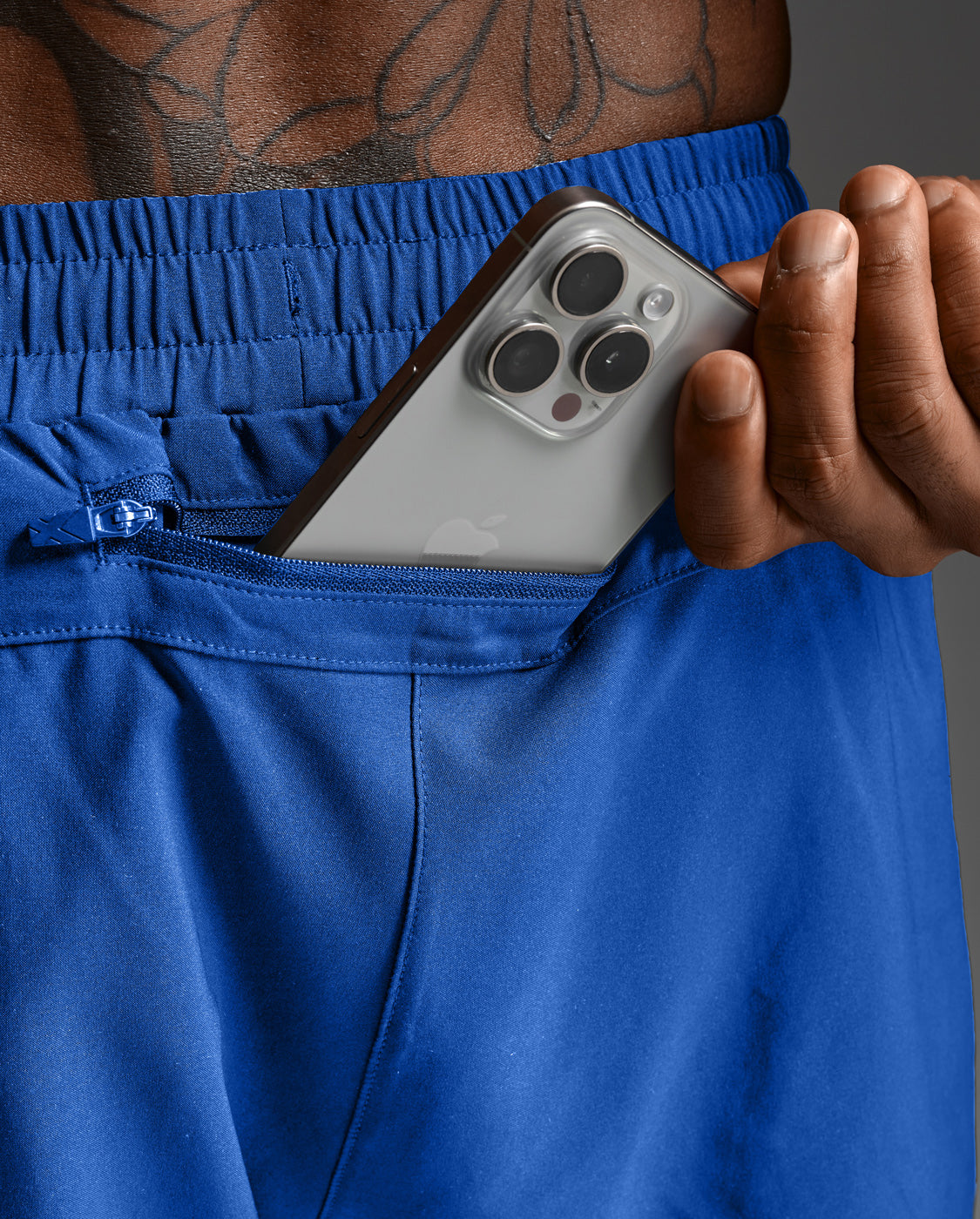 2XU Men's Aero 5 Inch Shorts | Surf/Silver Reflective