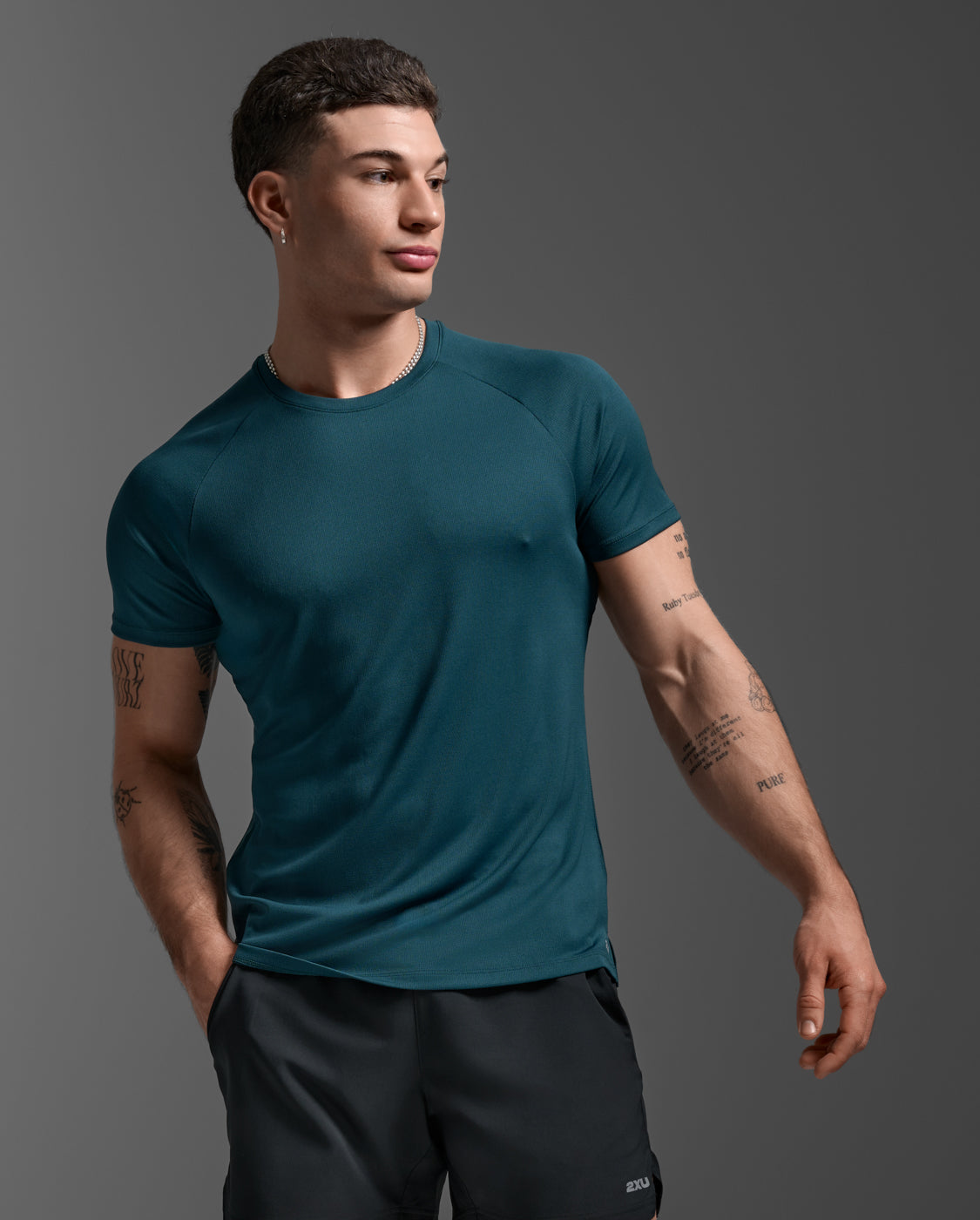 2XU Men's Aero Tee | Dark Moss/Silver Reflective