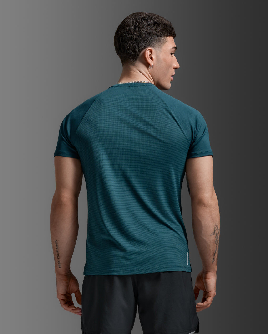 2XU Men's Aero Tee | Dark Moss/Silver Reflective