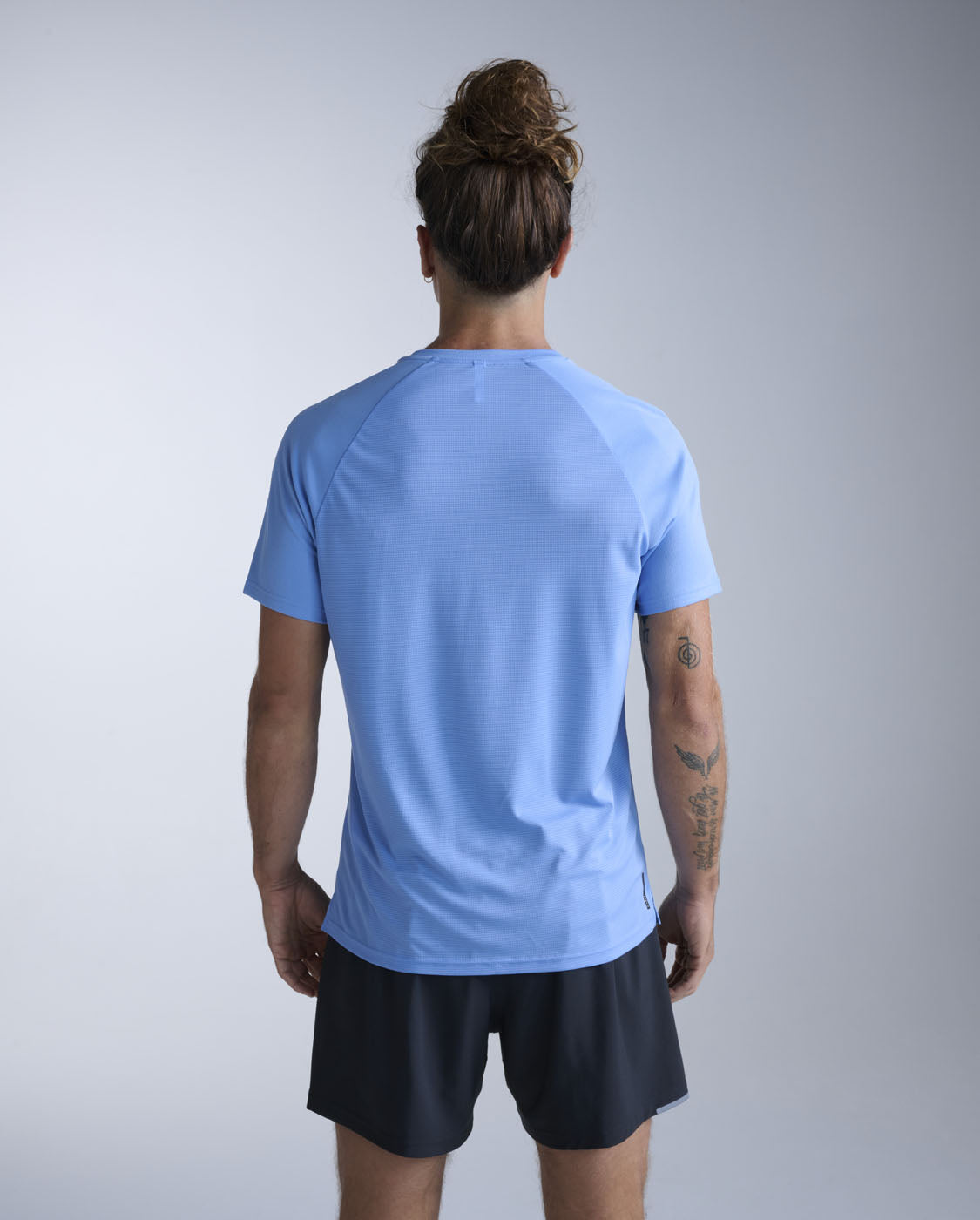 2XU Men's Aero Tee | Silverlake Blue/Black Reflective