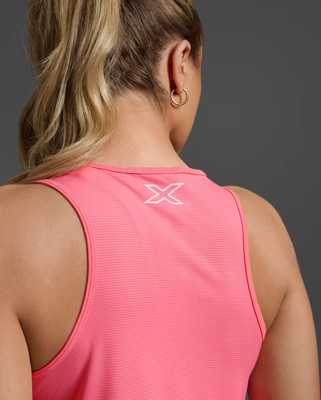 2XU Women's Aero Singlet | Pink Glow/White Reflective